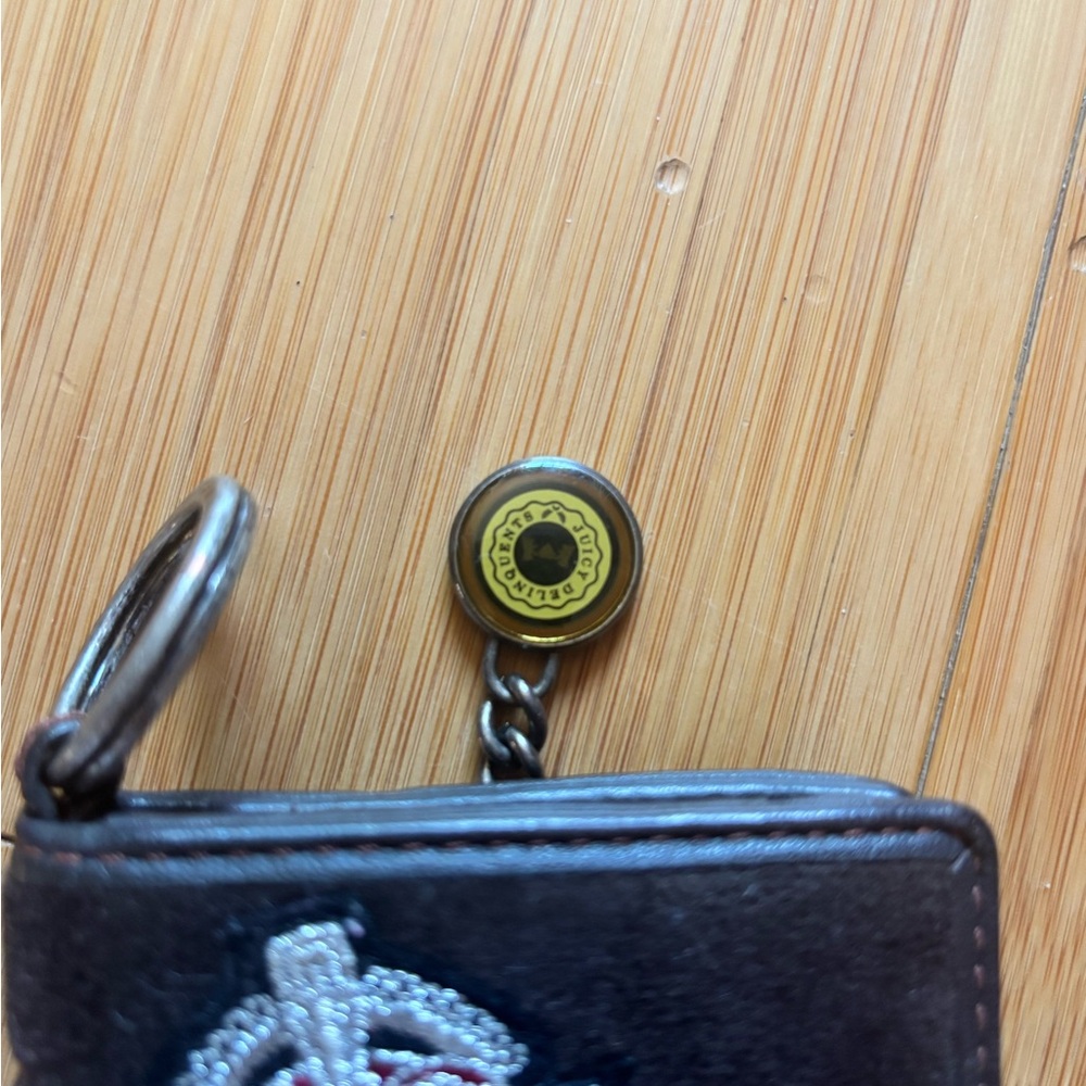 Juicy Couture Black Key & Card Holder with Embroidered Crest - Picture 3 of 7